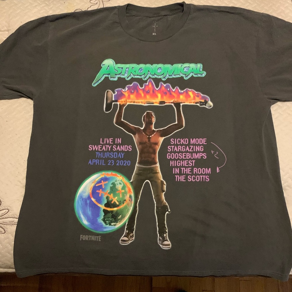 Travis Scott size XL Fortnite Astronomical tee
